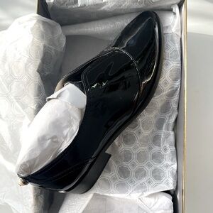 NEW IN BOX Louise et Cie Patent Loafers